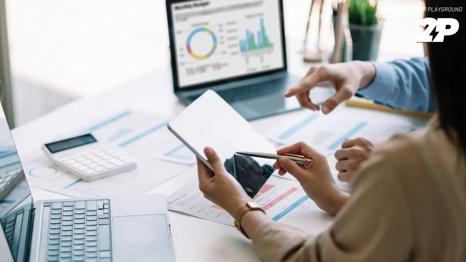 CRM : explications, utilisation et avantages | 2PACE Academy